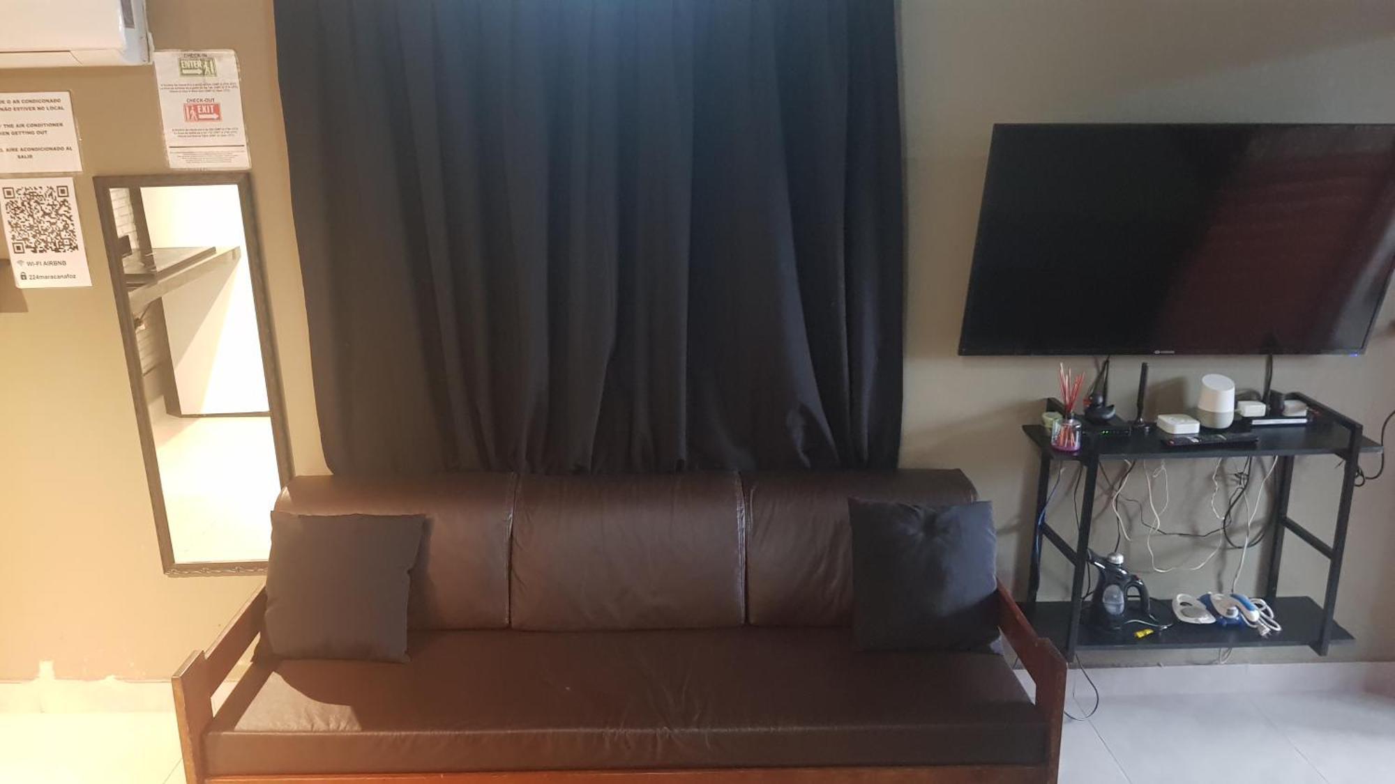 Casa No Centro De Foz! Ar-Condicionado, Smart Tv, Wi-Fi, Cozinha, Ventilador E 4 Camas Apartment Фос ду Игуасу Екстериор снимка