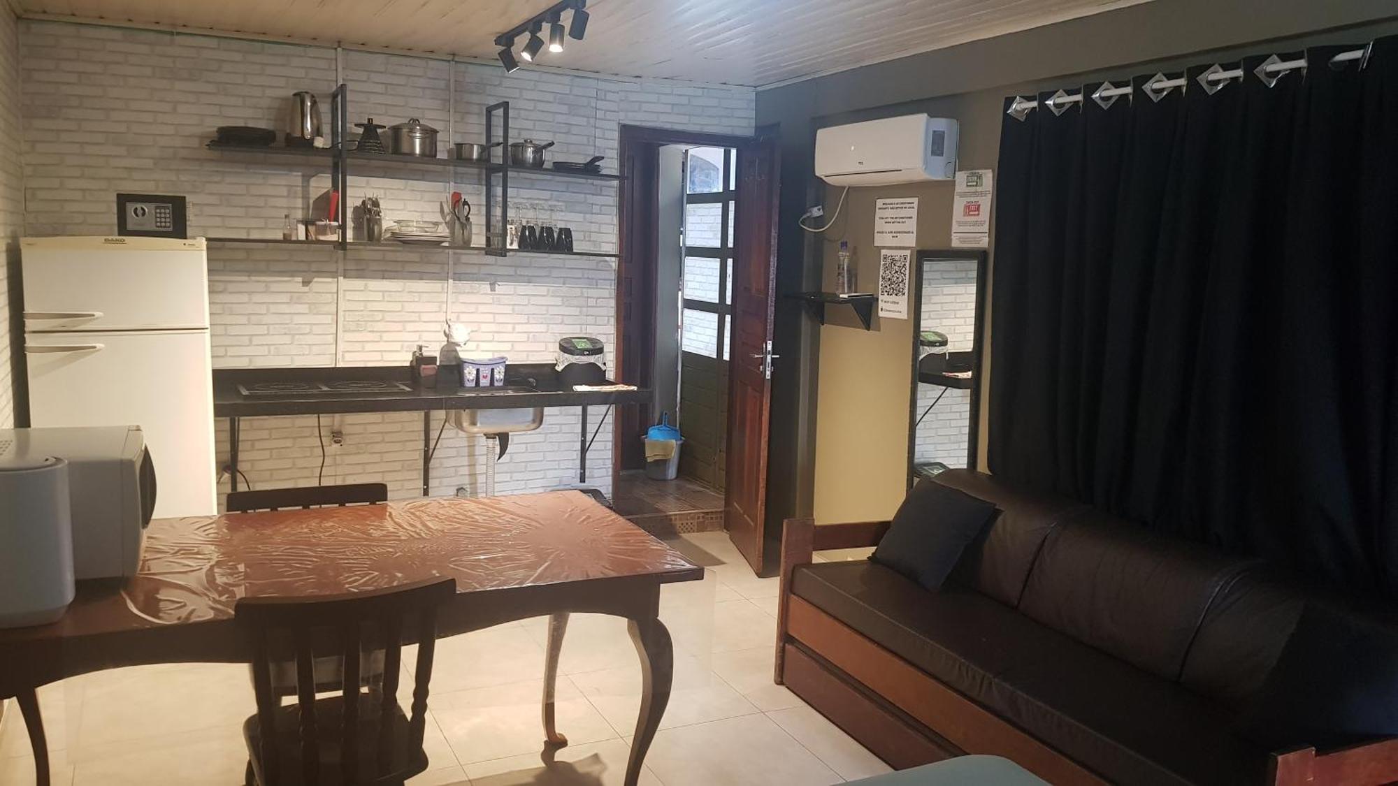 Casa No Centro De Foz! Ar-Condicionado, Smart Tv, Wi-Fi, Cozinha, Ventilador E 4 Camas Apartment Фос ду Игуасу Екстериор снимка