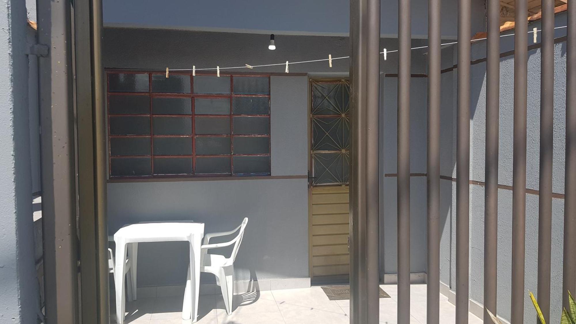 Casa No Centro De Foz! Ar-Condicionado, Smart Tv, Wi-Fi, Cozinha, Ventilador E 4 Camas Apartment Фос ду Игуасу Екстериор снимка