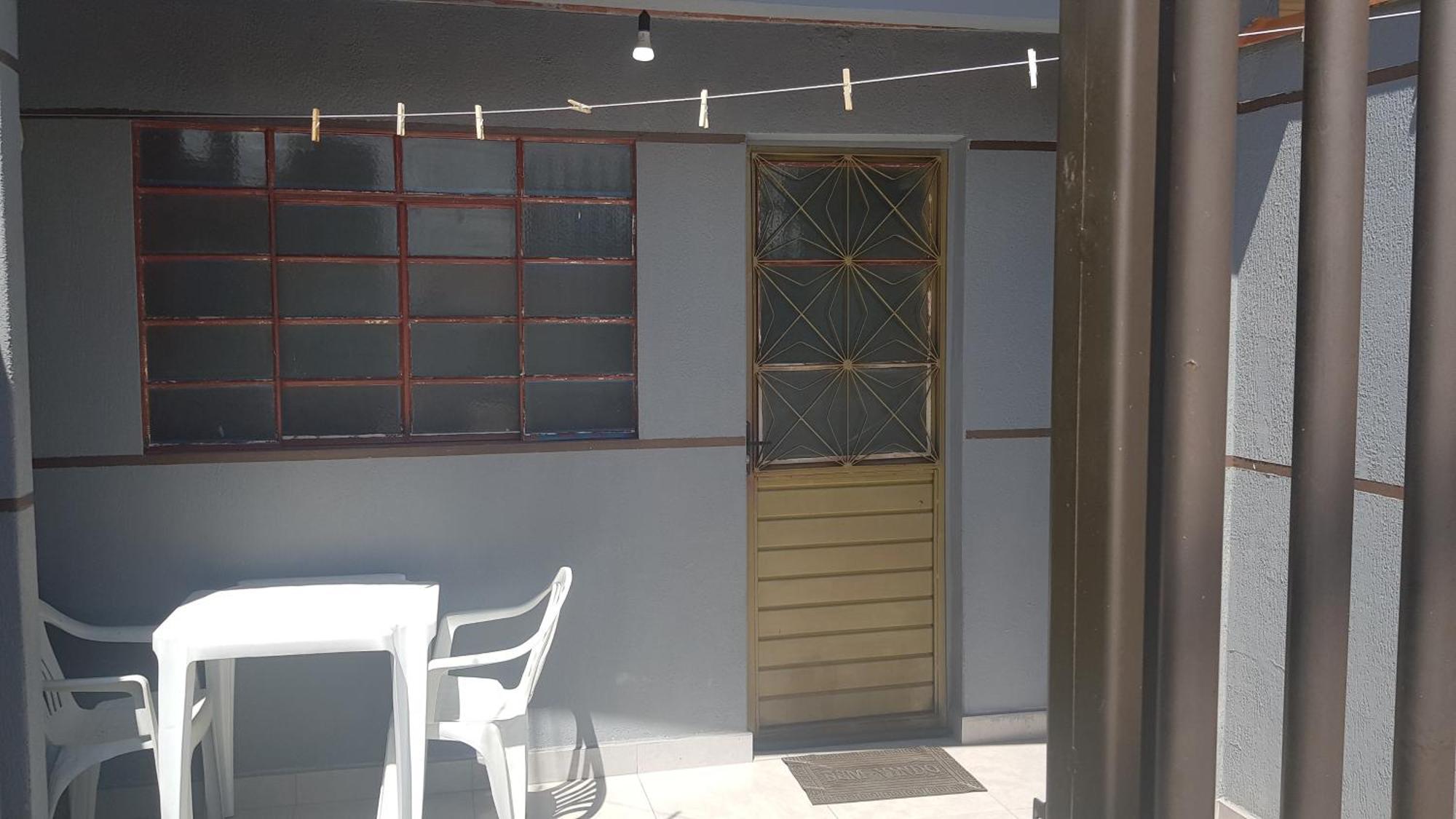 Casa No Centro De Foz! Ar-Condicionado, Smart Tv, Wi-Fi, Cozinha, Ventilador E 4 Camas Apartment Фос ду Игуасу Екстериор снимка